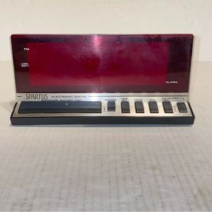 Vintage Retro Spartus Electronic Digital Large Display Alarm Clock Model 1150